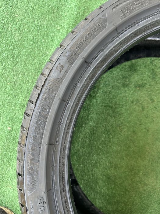 2 летни гуми bridgestone 225 40 18 6,5mm dot 1025