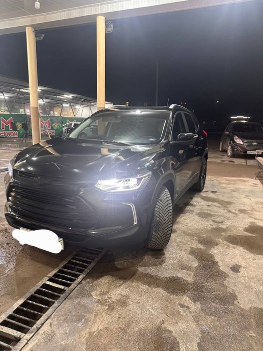 Treker 2 primer sotiladi.cherezbank kredit, naqt .