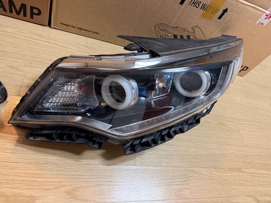 Бампер машина марка к5