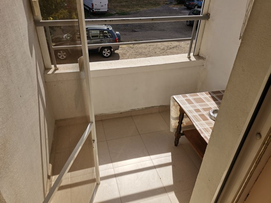 Дава се под наем Двустаен апартамент в Бургас, Меден рудник - зона Б - 78 кв.м за 331.5 € - Снимка #6