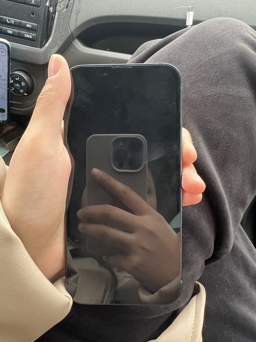 iPhone 14 идеал срочна