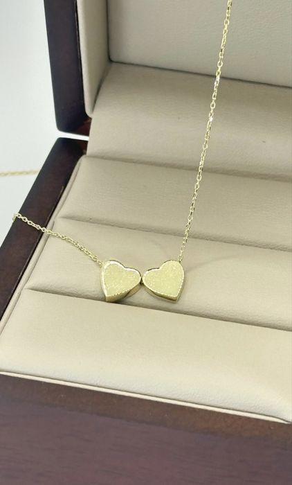 Продам золотую цепочку