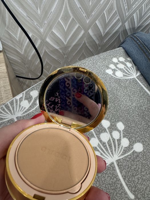 Продам пудру Gucci , оригинал