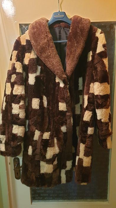 Vand haina de blana de dama