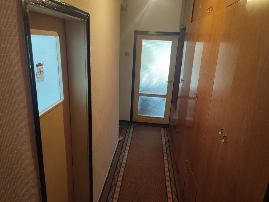 Продава се Двустаен апартамент в Търговище, Център - 67 кв.м за 952 €/кв.м - Снимка #8