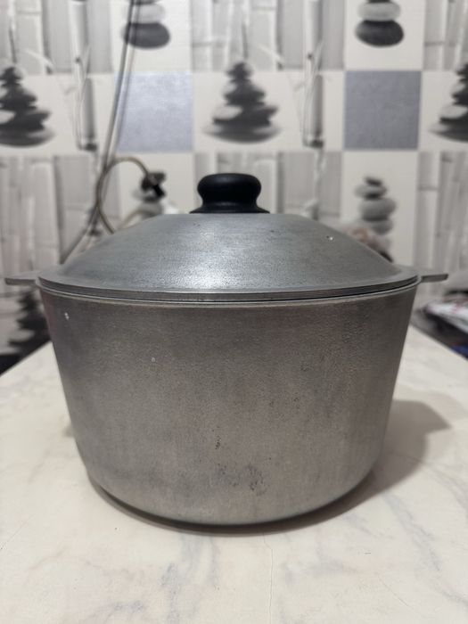 Казан с крышкой 6 л