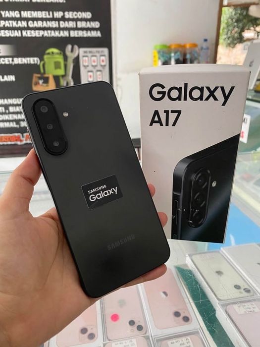Samsung Galaxy A17.6/128гиг.Новый