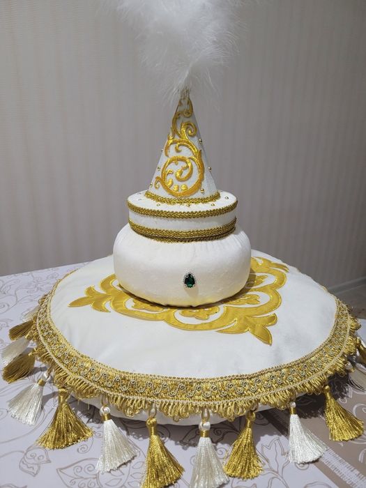 Қалта, сумка, тойбастар, мерекеге