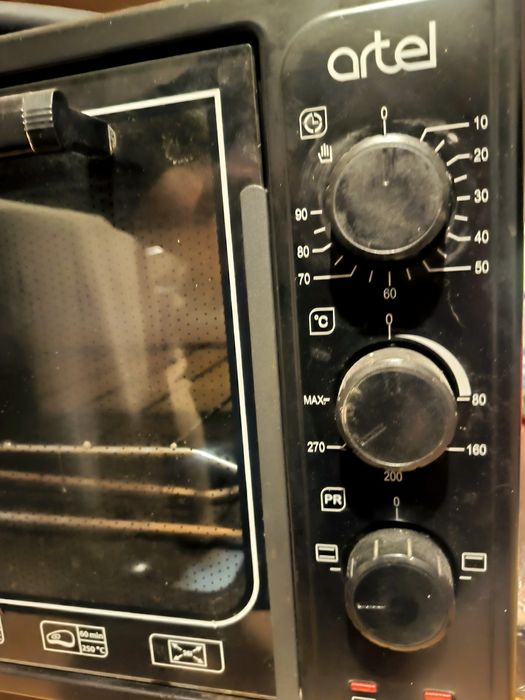 Продам духовку!!!