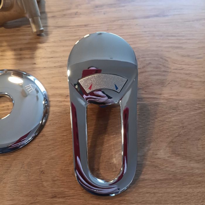 НОВ! 3-пътен месингов смесител за душ – с керамичен клапан, хром