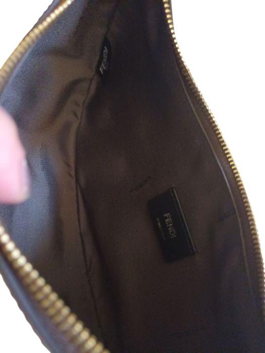 Fendi Fendigraphy чанта оригинал