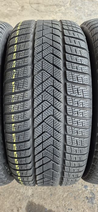 4 anvelope iarna RFT Pirelli,275/45/20.Pretul este pe bucata