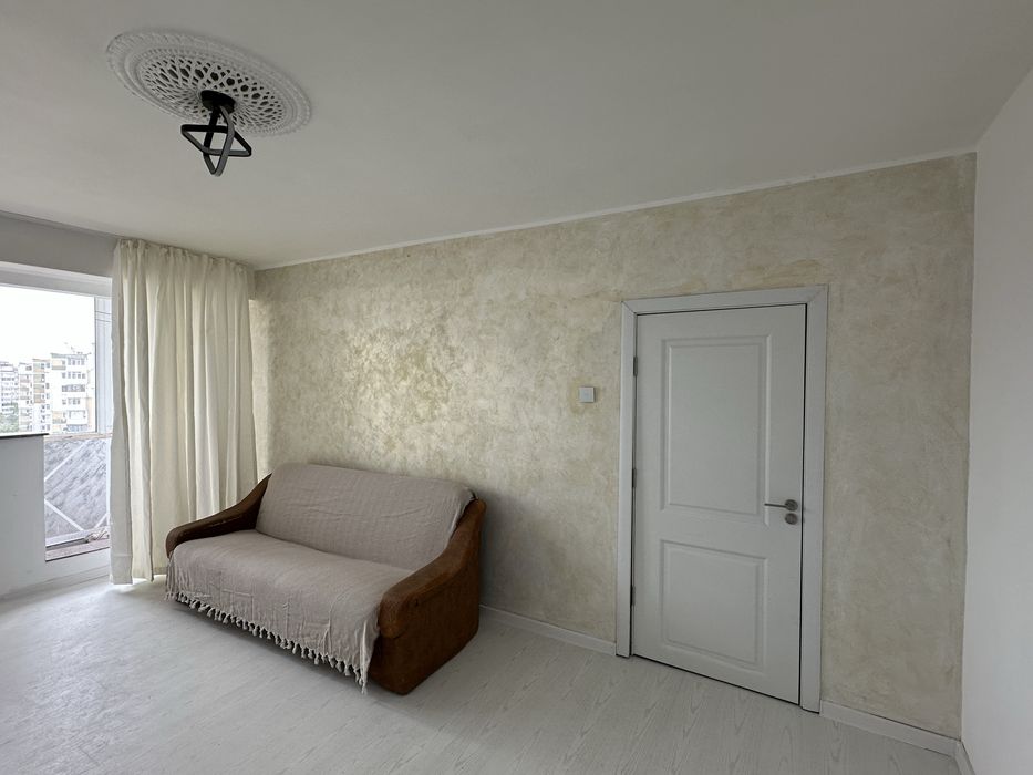 Apartament 2 camere decomandat etaj 8/8 micro 20/21 sens giratoriu hotel magnus bloc din 1981