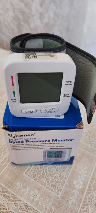 Продам наручный тонометр