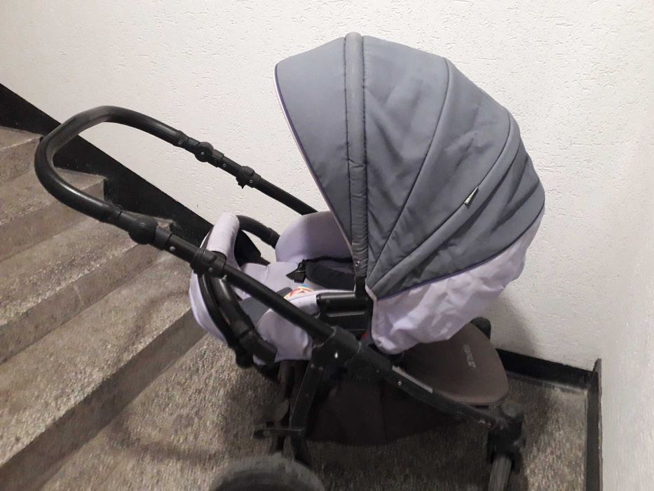 Бебешка количка zippy