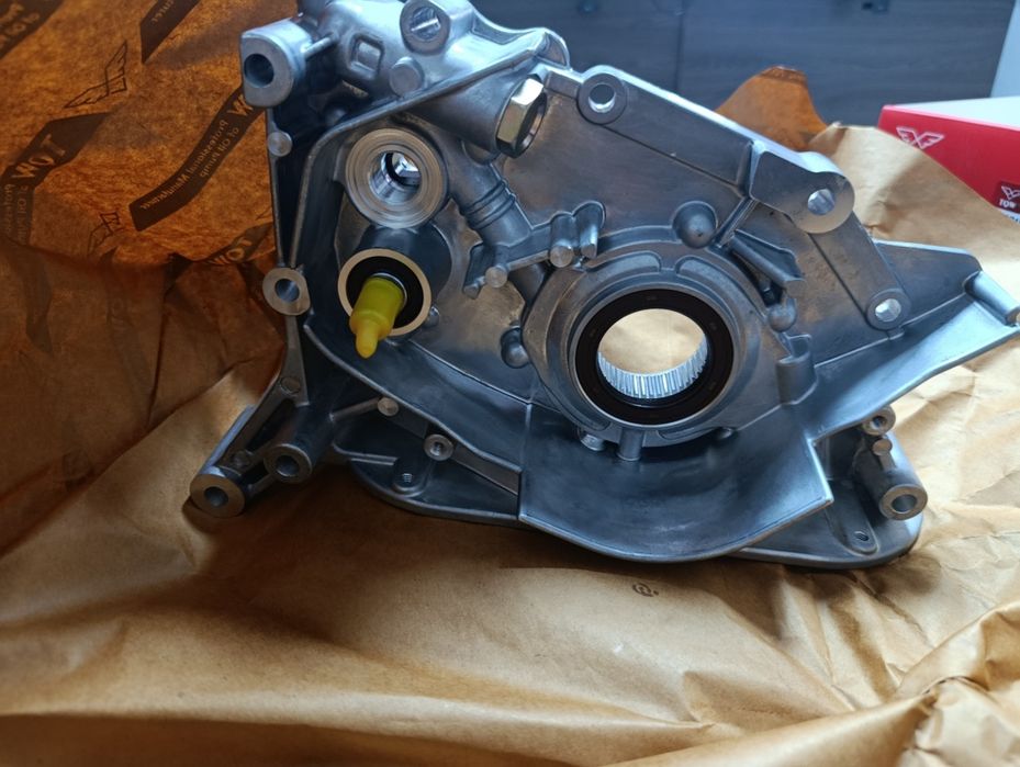 Масляный насос Mitsubishi 4D56