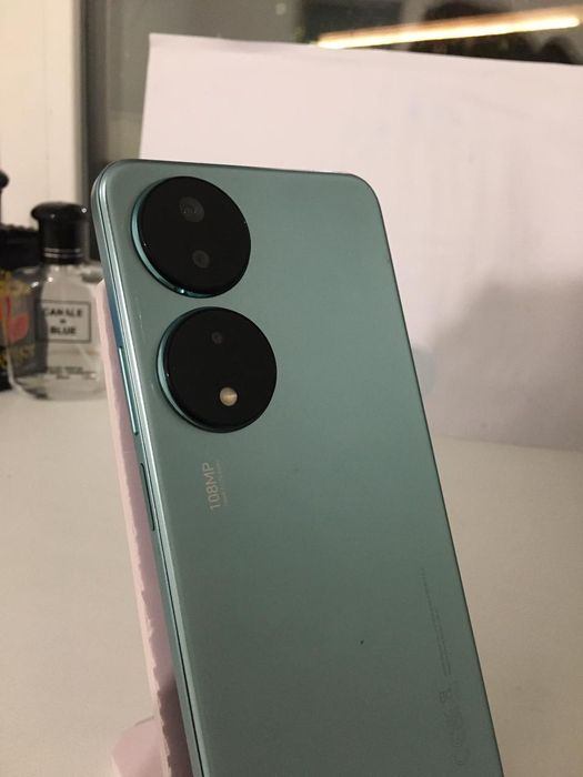 Xonor x7b 128 гб как новый быстрая зарядка держаласья в стекле