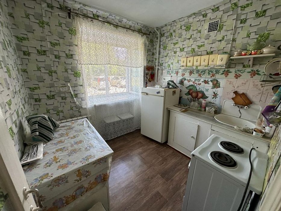 Продам  2-ух комнатную квартиру