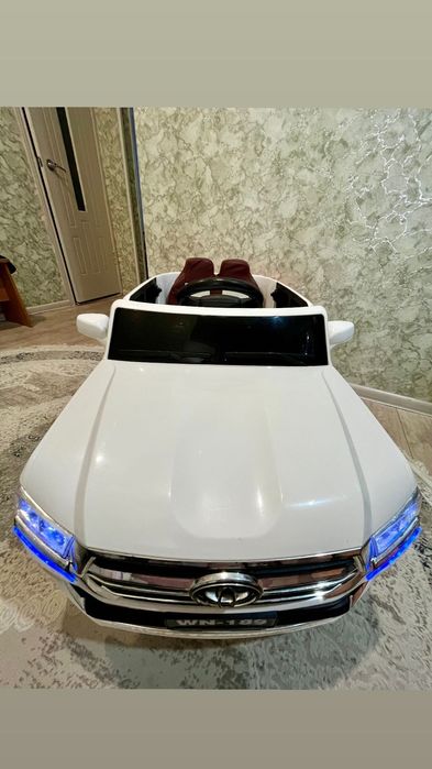 Продам Машинку детскую