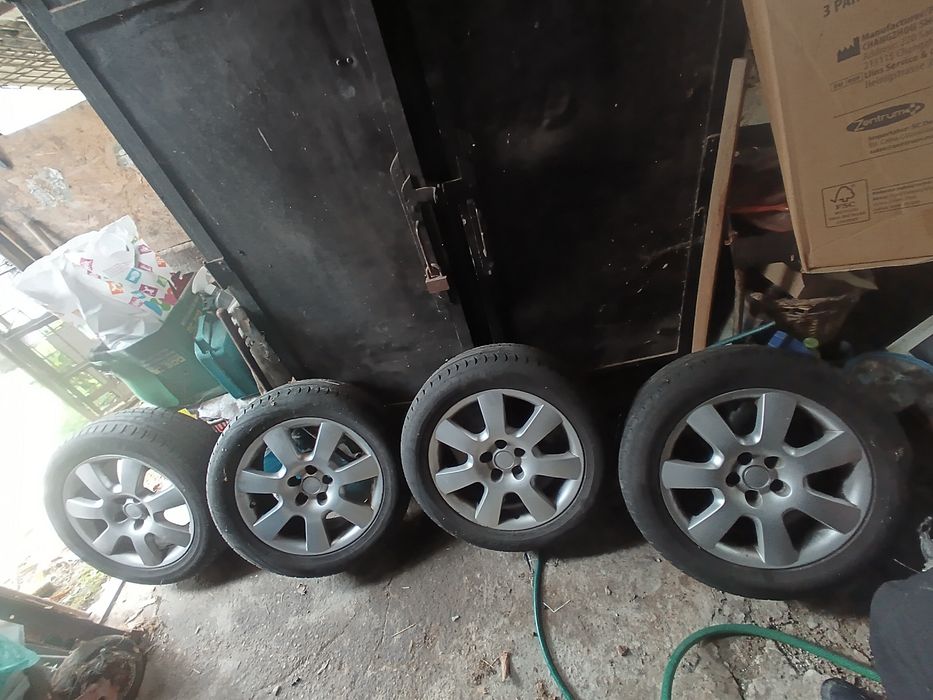 Jante aliaj Volkswagen, Skoda,cu cauciucuri de vară 205/55 R16