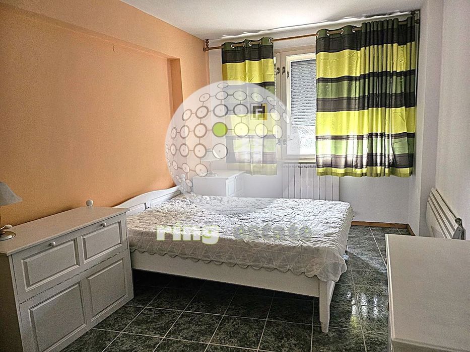 Дава се под наем Тристаен апартамент в Пловдив, Център - 100 кв.м за 510 € - Снимка #8