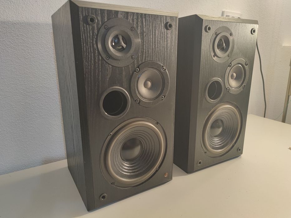 Boxe Triton R 90 T + A 2x90W 3 cai