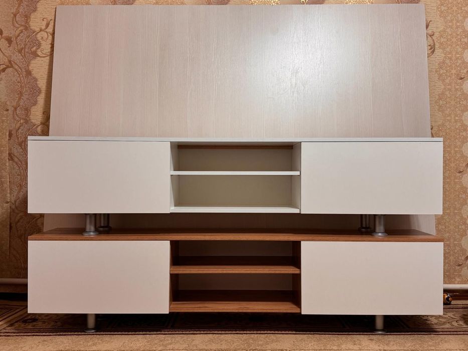 Продам телевизионные тумбы