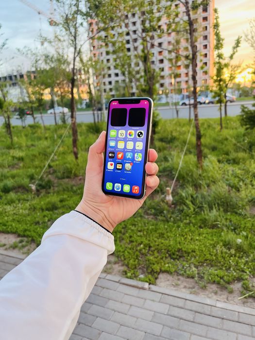 Iphone 11 Pro телефон айфон iphone