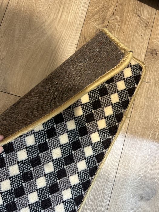 Килимче/постелка