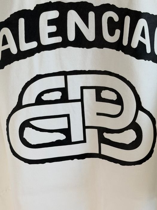 Tricou balenciaga unisex