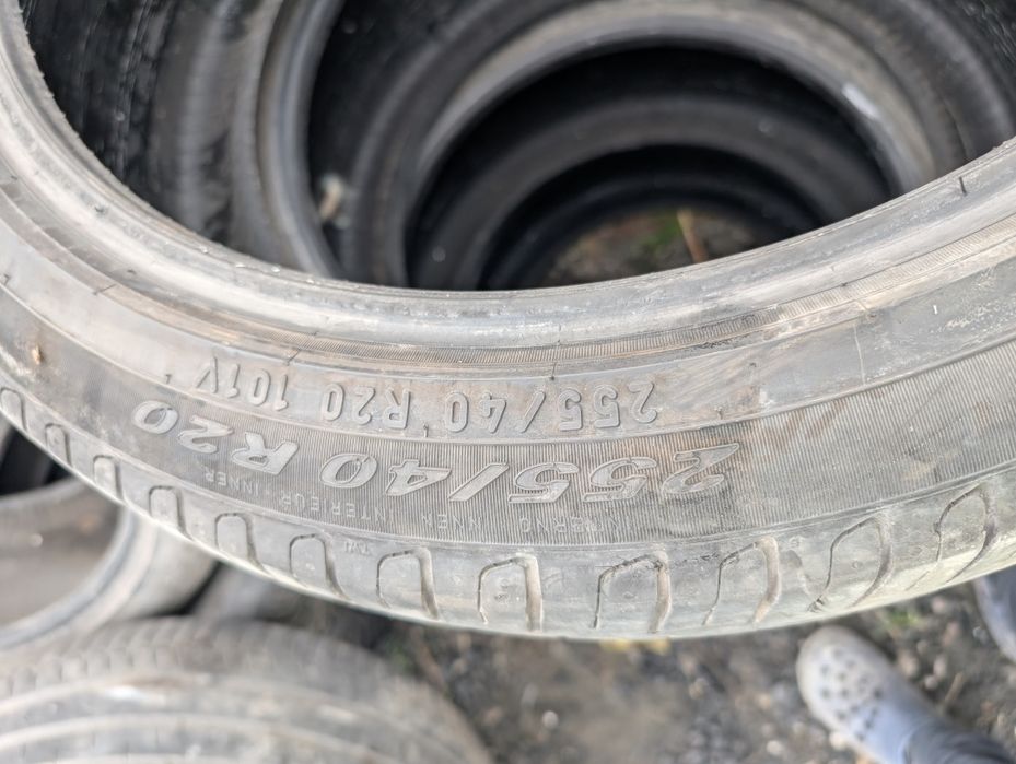 Van 225.40.20 Pirelli scorpion verde