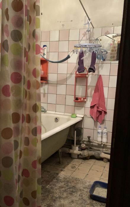 Срочно продаётся 2 комнатная квартира