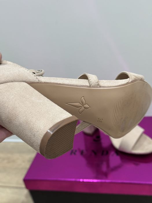 Туфли беж новый удобный