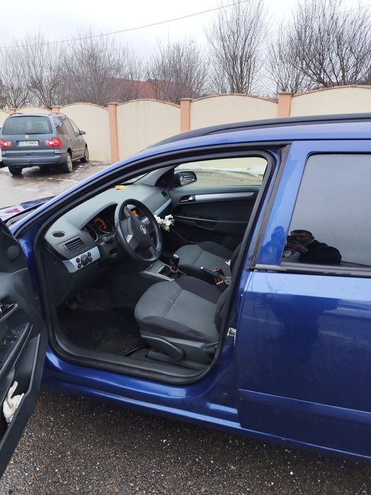 Vând Opel Astra h