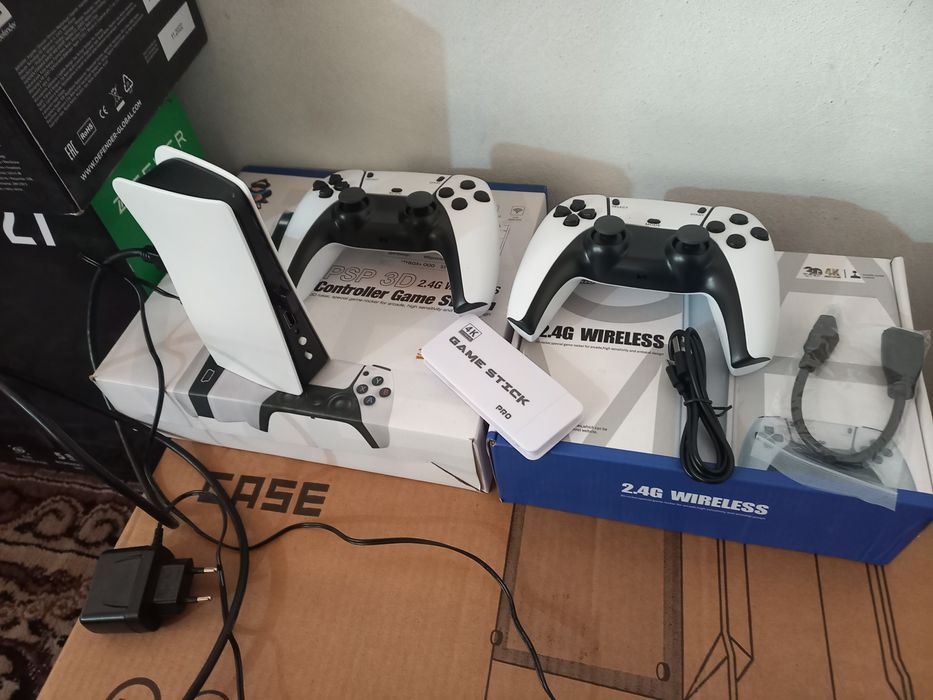 PS mini yosh bolajonlarga zo'r sovg'a 2 ta yangi djoystik 2 ta apparat