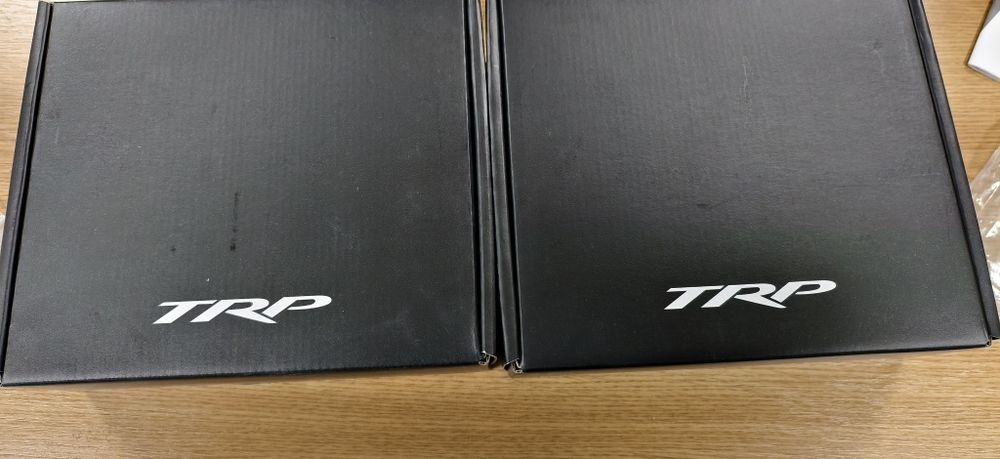 НОВИ TRP C2.3 RX Комплект дискови спирачки, хидравлична, 4-бутални