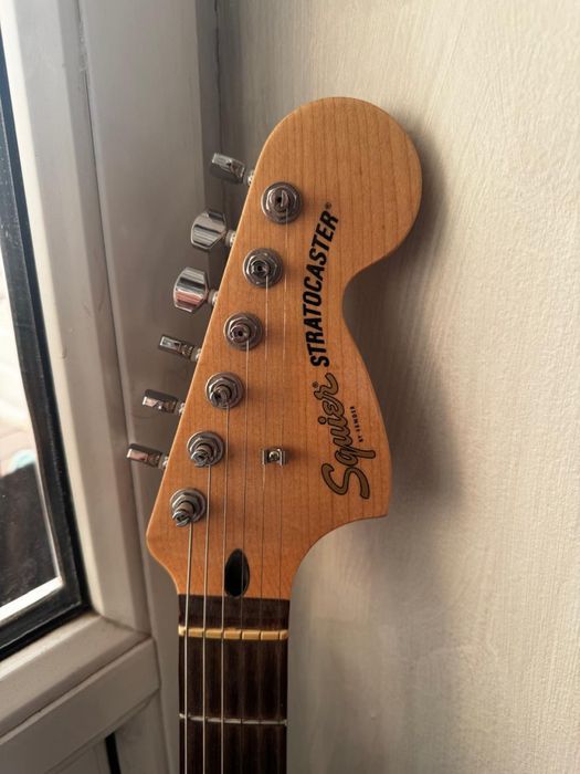 Электрргитара fender squier