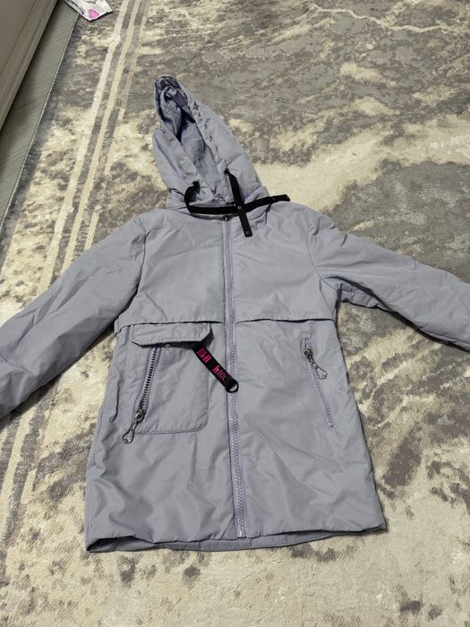 Продаю детскую куртку