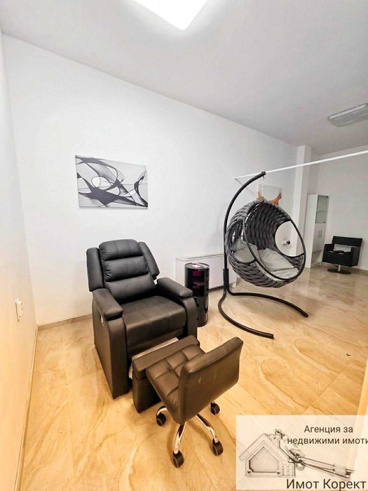 Дава се под наем  в Асеновград -  кв.м за 248.88 € - Снимка #2