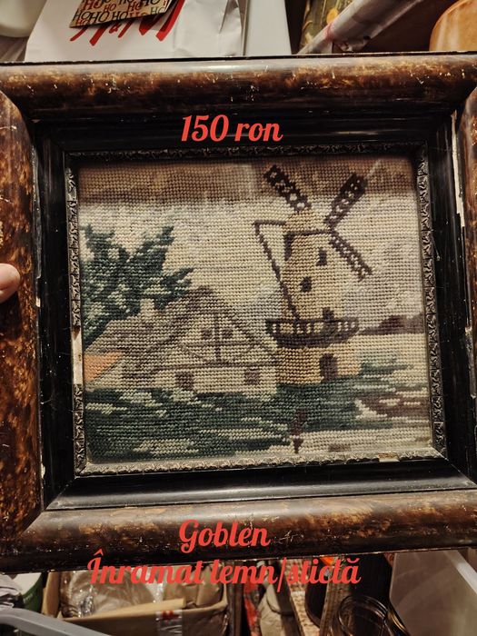 Vând tablouri vechi.