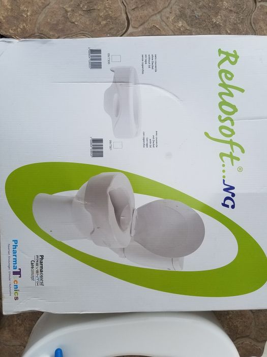 Adaptor capac WC, cadru premergător persoana cu dizabilatati