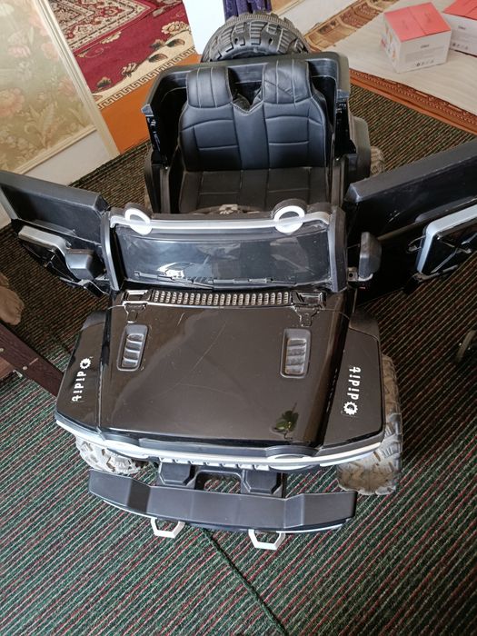 Bolalar elektromobili