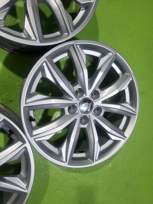 17 5x112 Skoda лети джанти 5х112 шкода