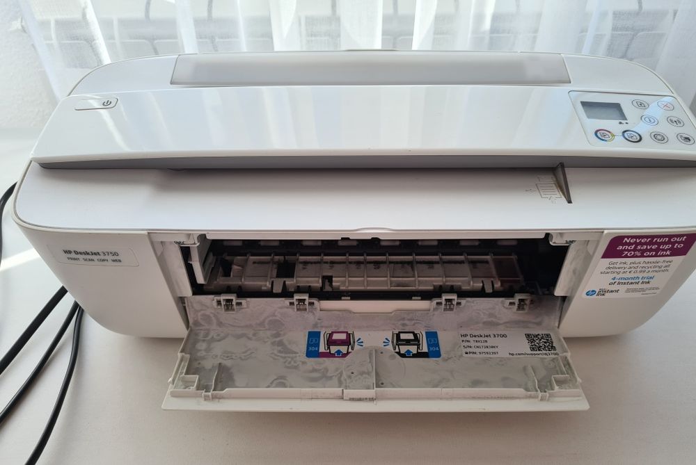 Imprimantă HP Deskjet 3750