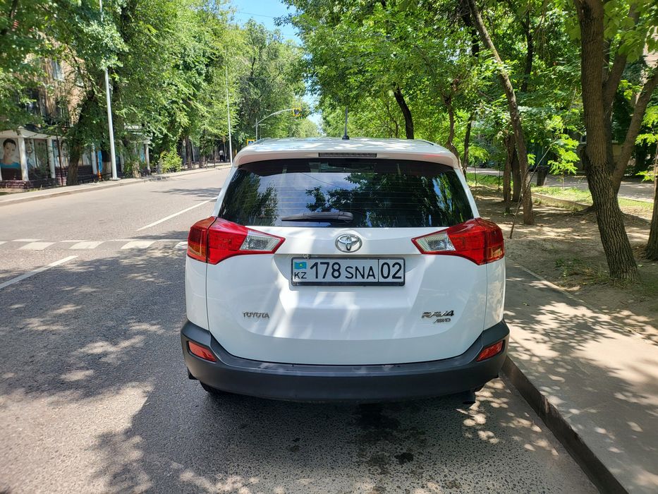 Toyota rav 4 2014