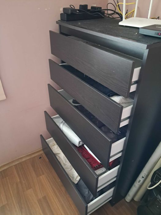 Pat dormitor 140/200 cu noptiere si comoda