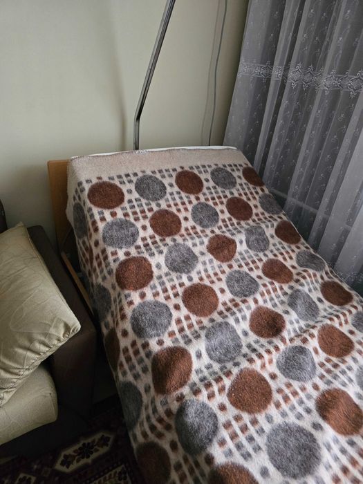 Болнично легло с помпа и декубитален матрак швейцарско Embru