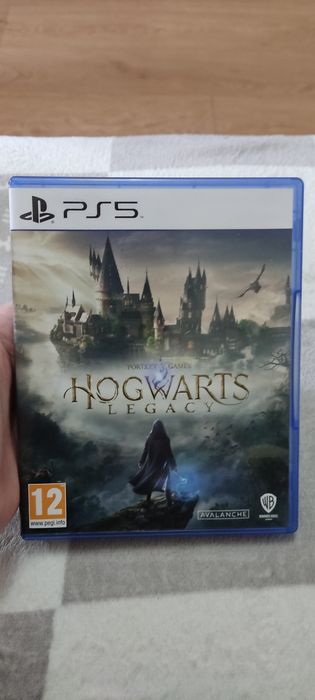 Продам Hogwarts Legacy PS5