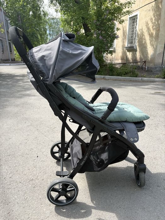 Продам коляску прогулочную baby time future