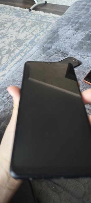 Продаю 3 телефона